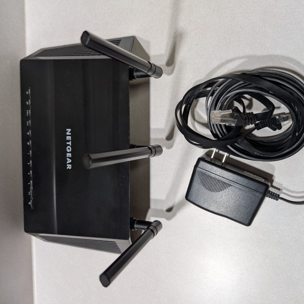 NETGEAR AC1750 DUALBAND Smart Wi-Fi Router - Picture 13 of 15